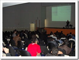 Ramon Durães palestrando no DevBrasil OpenDay 2011 (São Paulo, UniAnhanguera)