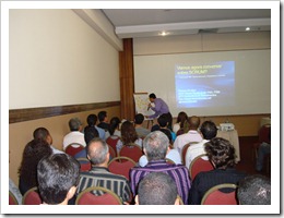 Ramon Durães palestrando na ASSESPRO Bahia sobre gerenciamento de projetos ágeis usando SCRUM.